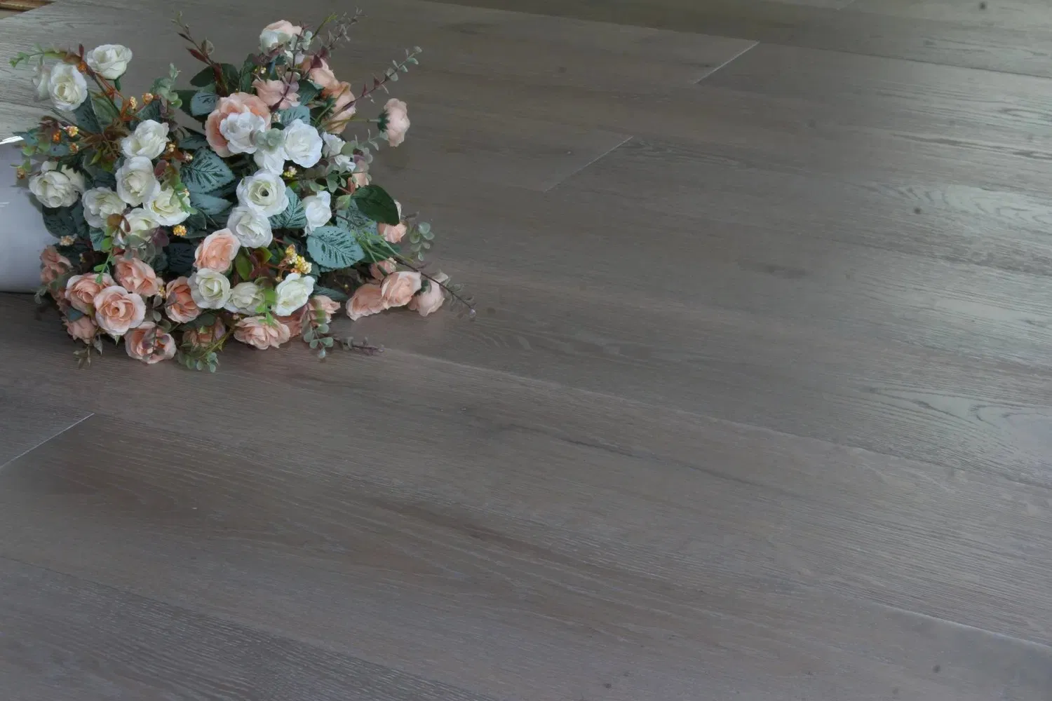Modern Oak Engineered Wood Flooring